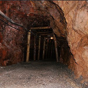 Tunnel in der Grube
